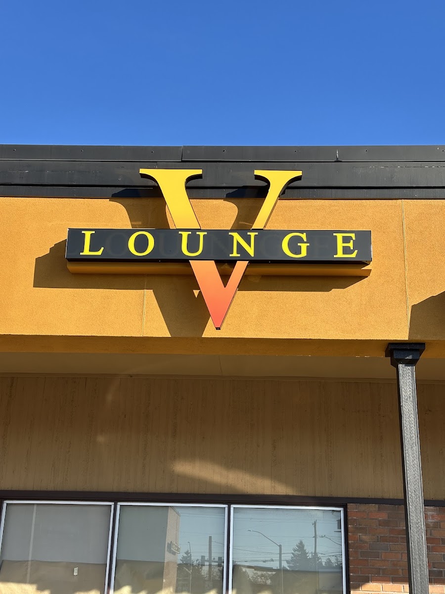 V Lounge & Restaurant